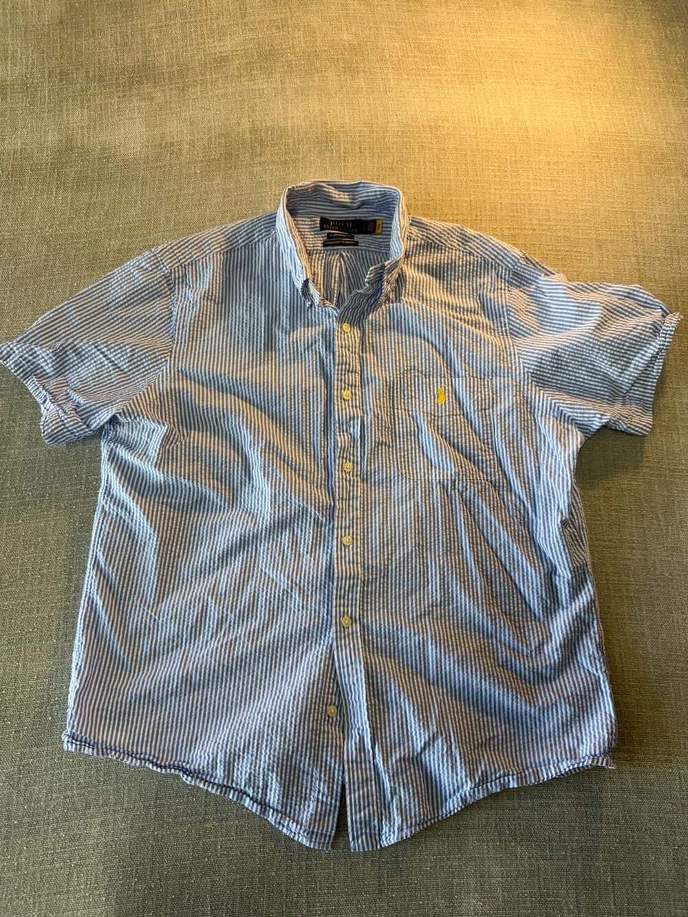 Polo Ralph Lauren Men's Size Large Blue and White Striped Seersucker Untucked Fi